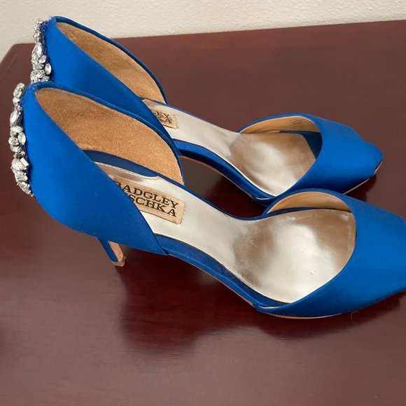 Brand: Badgley Mischka Maxine Satin Pumps - Picture 4 of 6